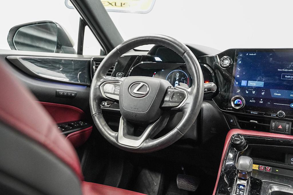 Thumbnail: 2024 Lexus ES - 10