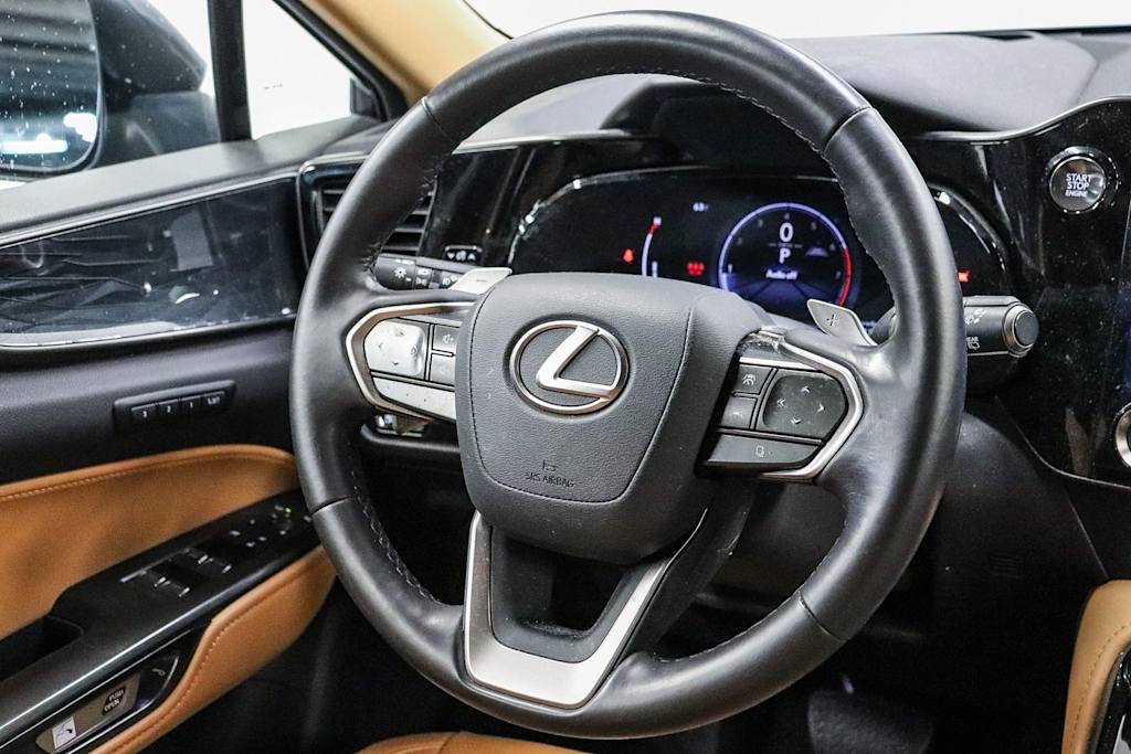 Thumbnail: 2024 Lexus ES - 7