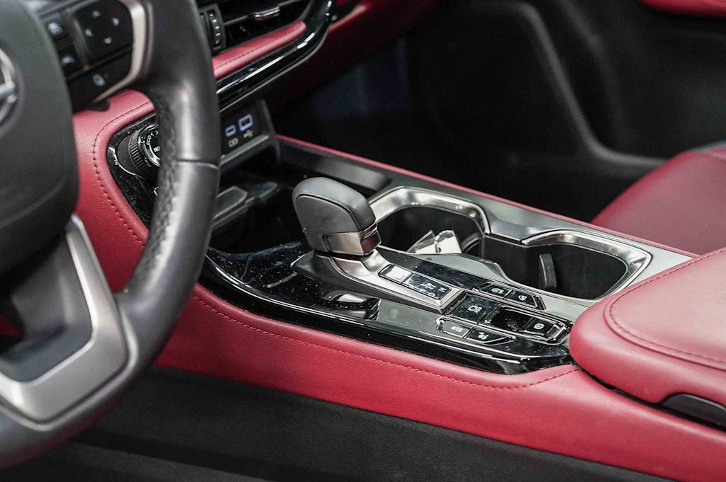 Thumbnail: 2024 Lexus ES - 12