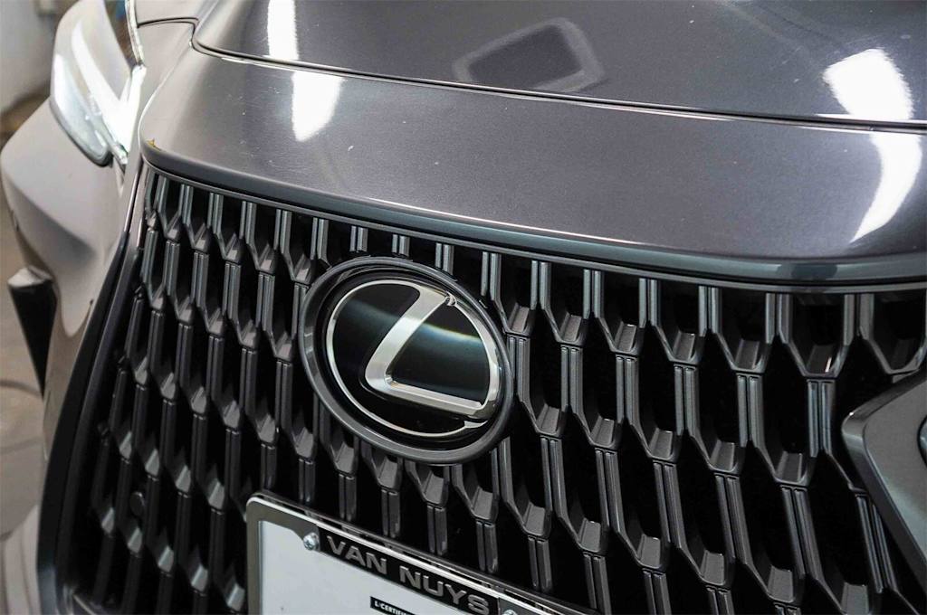 Thumbnail: 2024 Lexus ES - 22