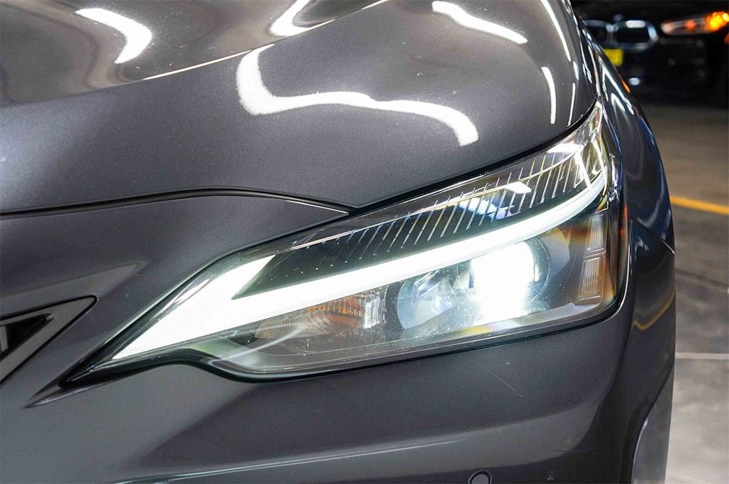 Thumbnail: 2024 Lexus ES - 21
