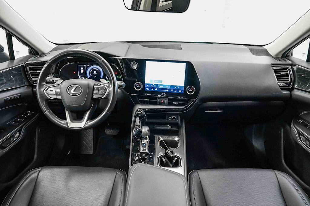 Thumbnail: 2025 Lexus ES - 2