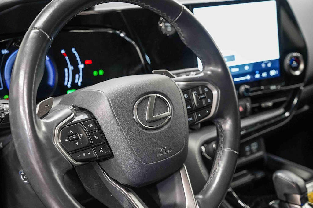 Thumbnail: 2025 Lexus ES - 12