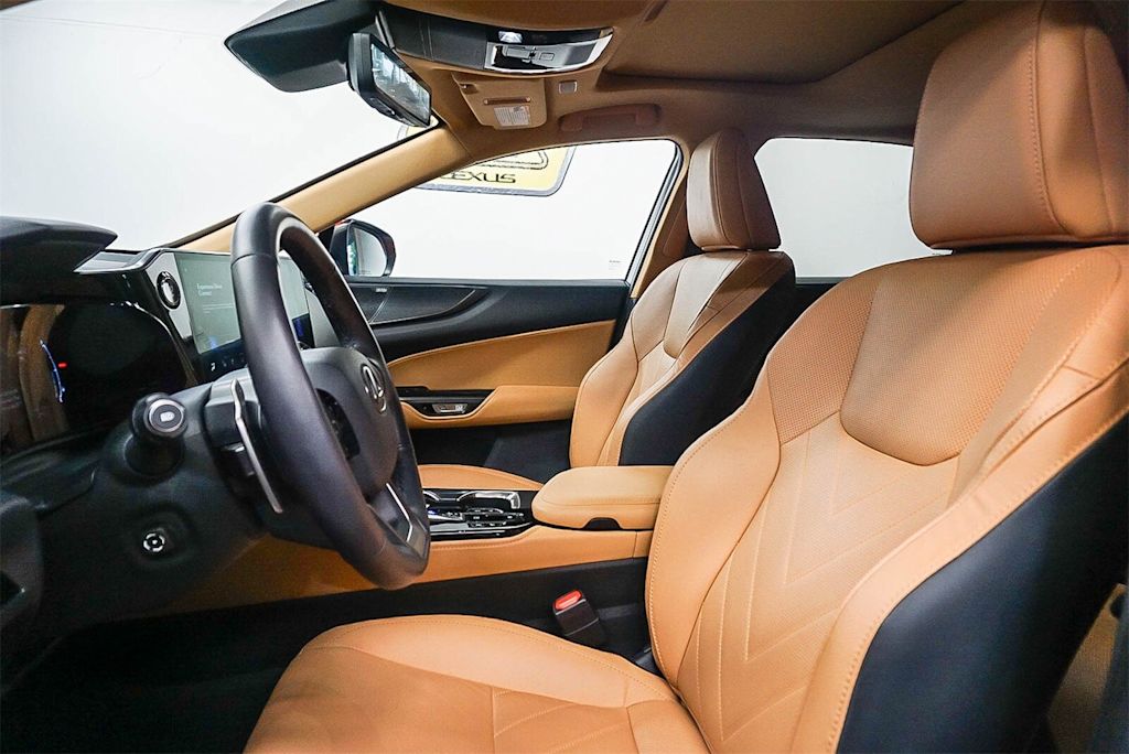 Thumbnail: 2024 Lexus ES - 9
