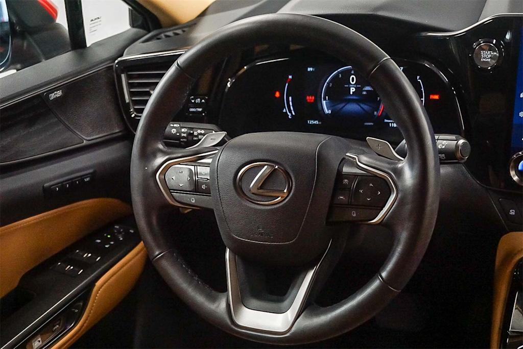 Thumbnail: 2024 Lexus ES - 7