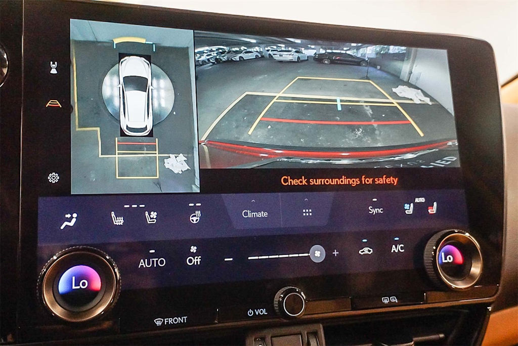 Thumbnail: 2024 Lexus ES - 29