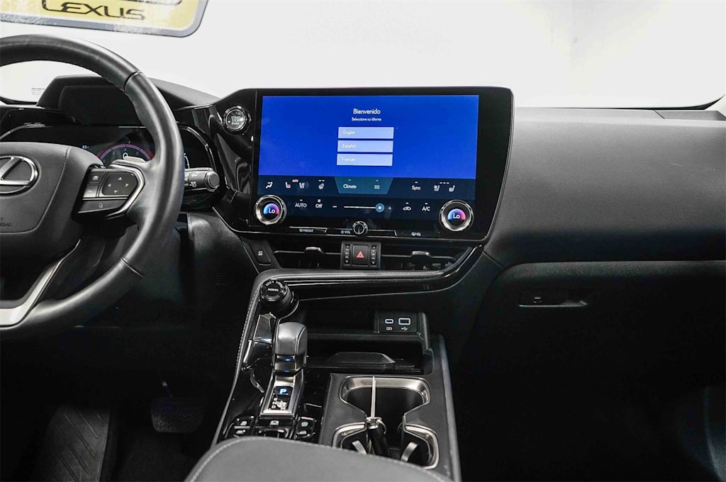 Thumbnail: 2024 Lexus ES - 8