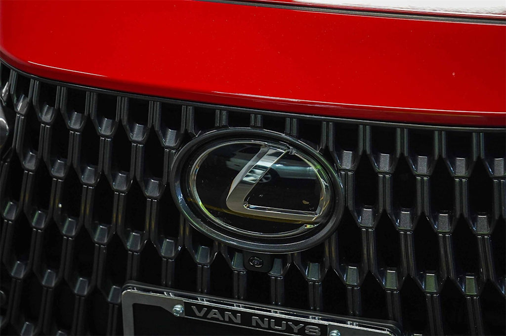 Thumbnail: 2024 Lexus ES - 23