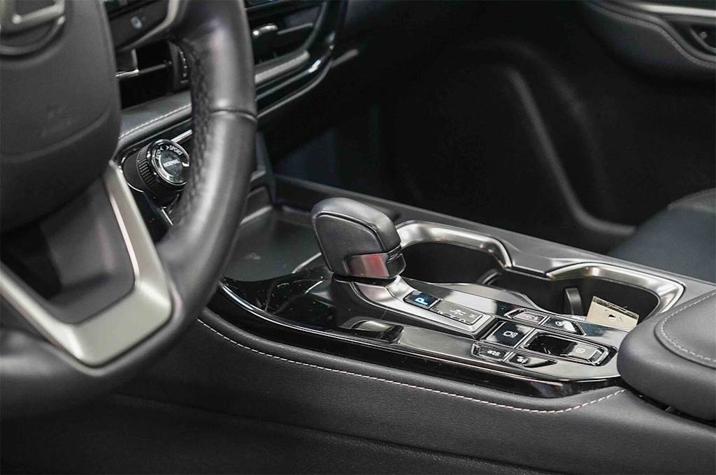 Thumbnail: 2024 Lexus ES - 15