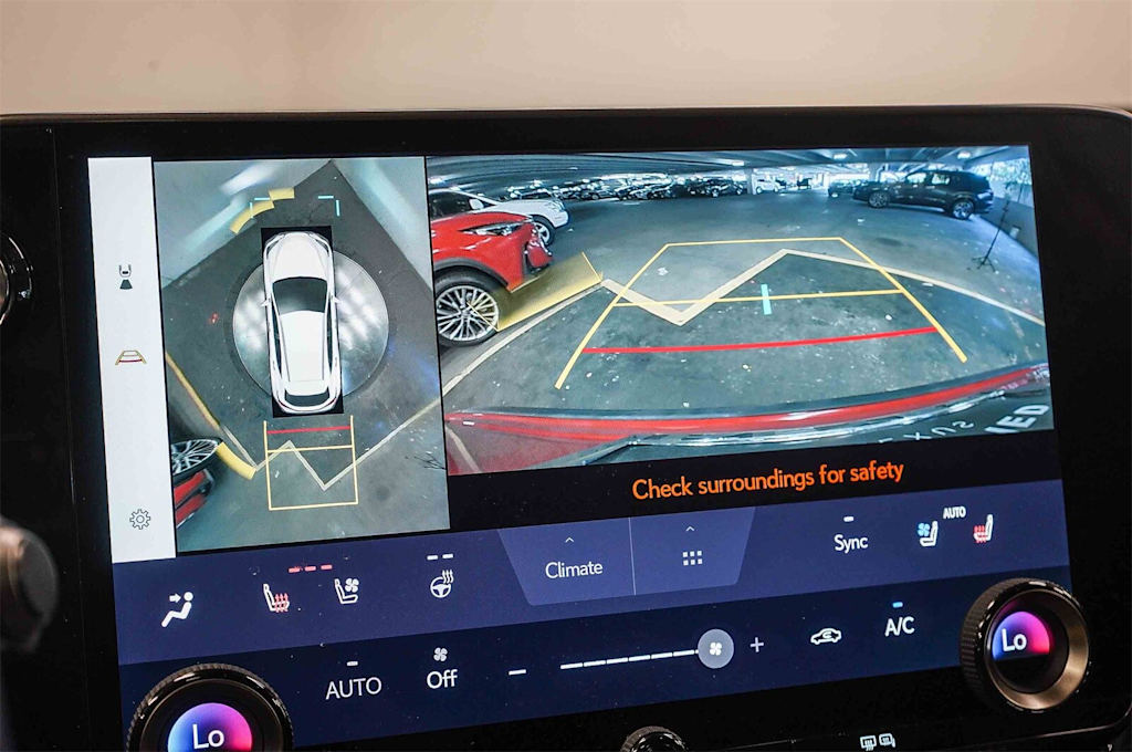 Thumbnail: 2024 Lexus ES - 30