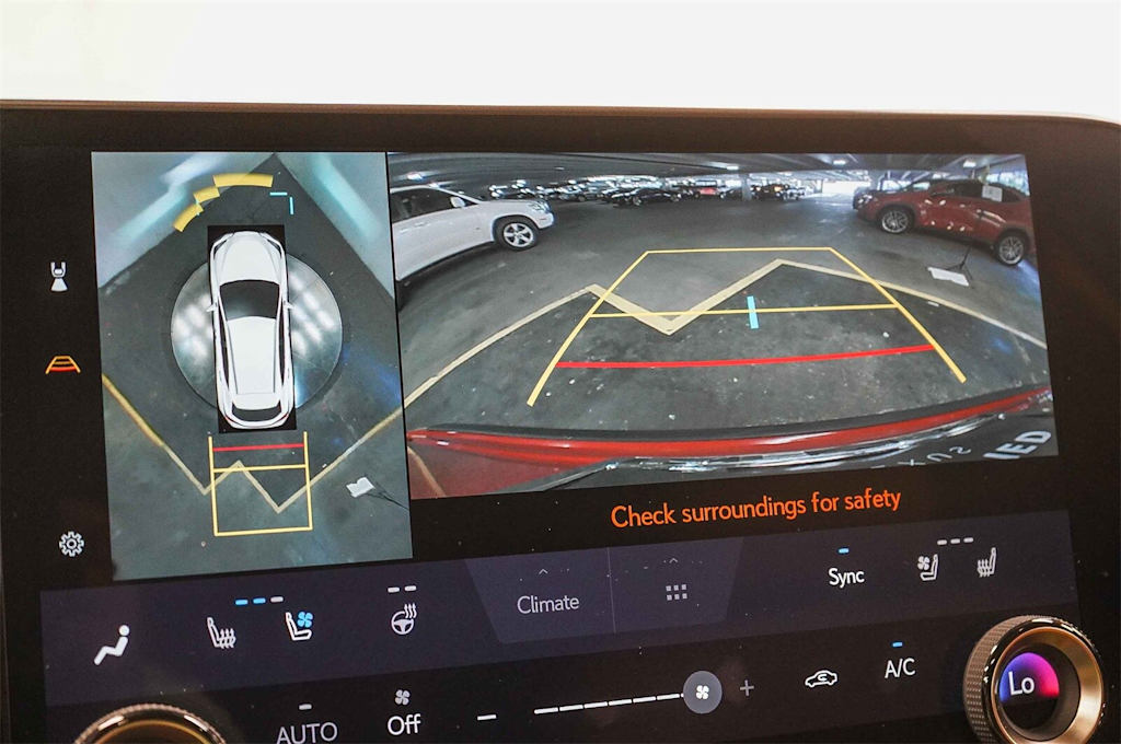 Thumbnail: 2024 Lexus ES - 29