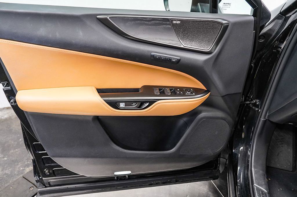 Thumbnail: 2024 Lexus ES - 24