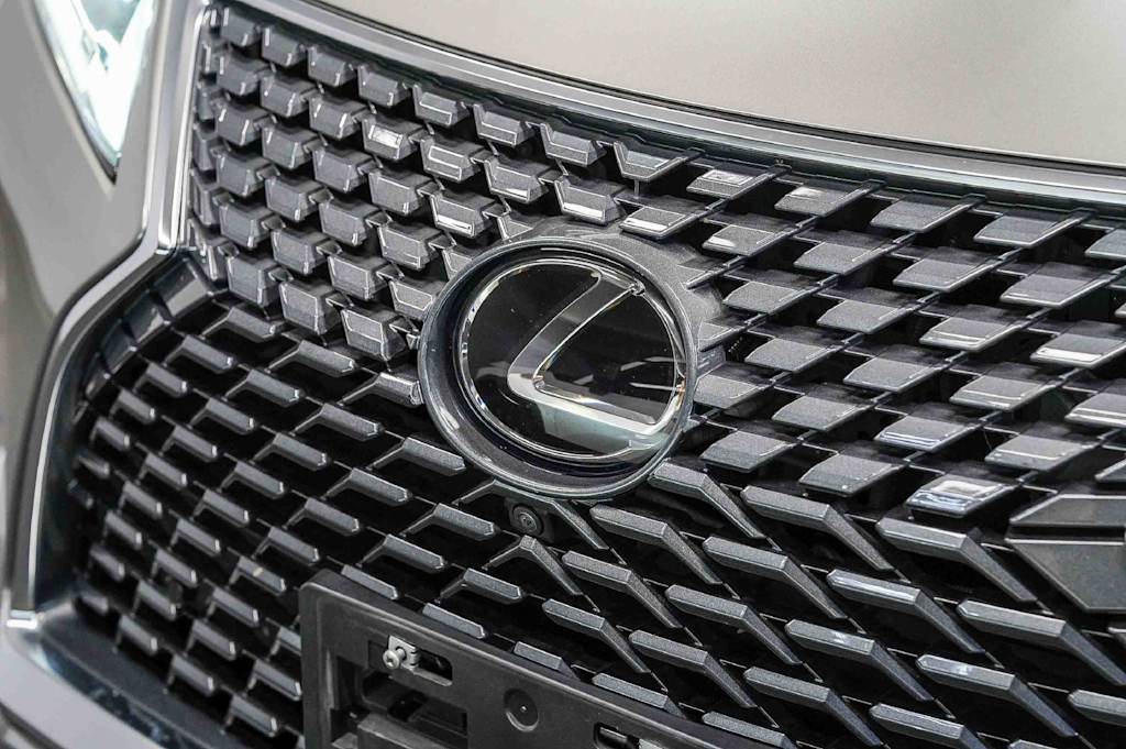 Thumbnail: 2022 Lexus RX - 5