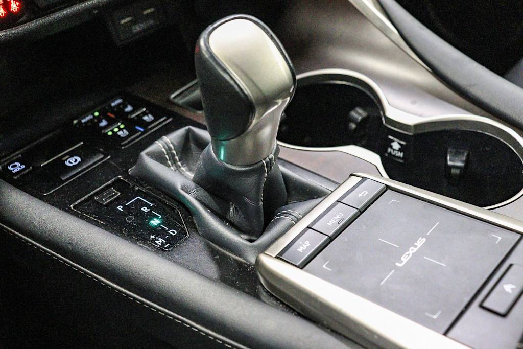 Thumbnail: 2022 Lexus RX - 22