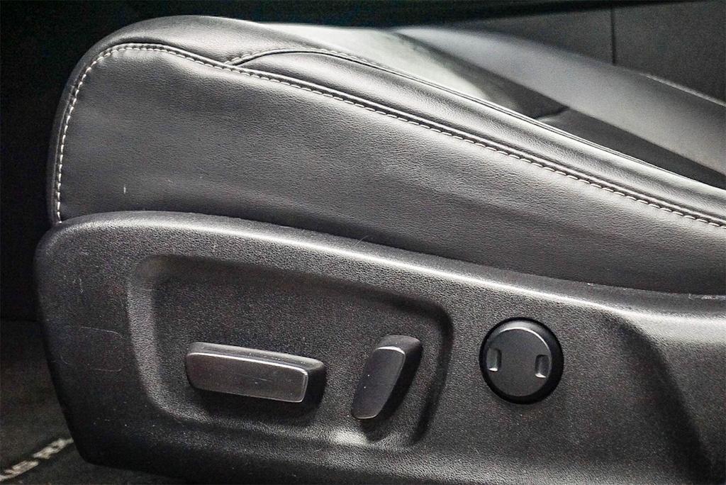 Thumbnail: 2022 Lexus RX - 24