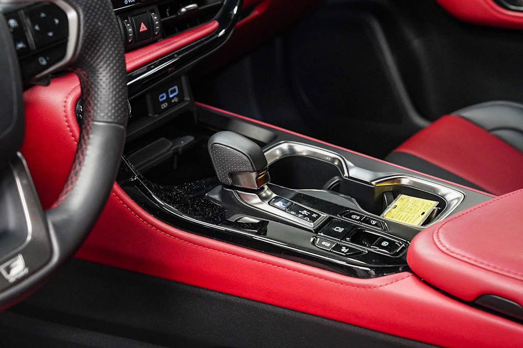 Thumbnail: 2024 Lexus ES - 15