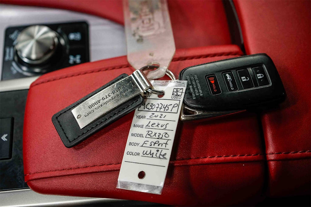 Thumbnail: 2021 Lexus RX - 18