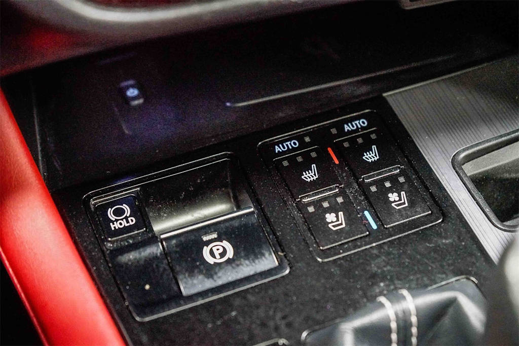 Thumbnail: 2021 Lexus RX - 27