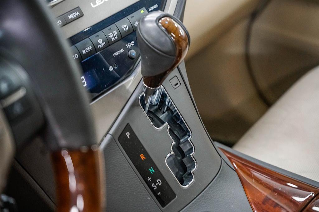 Thumbnail: 2015 Lexus RX - 14