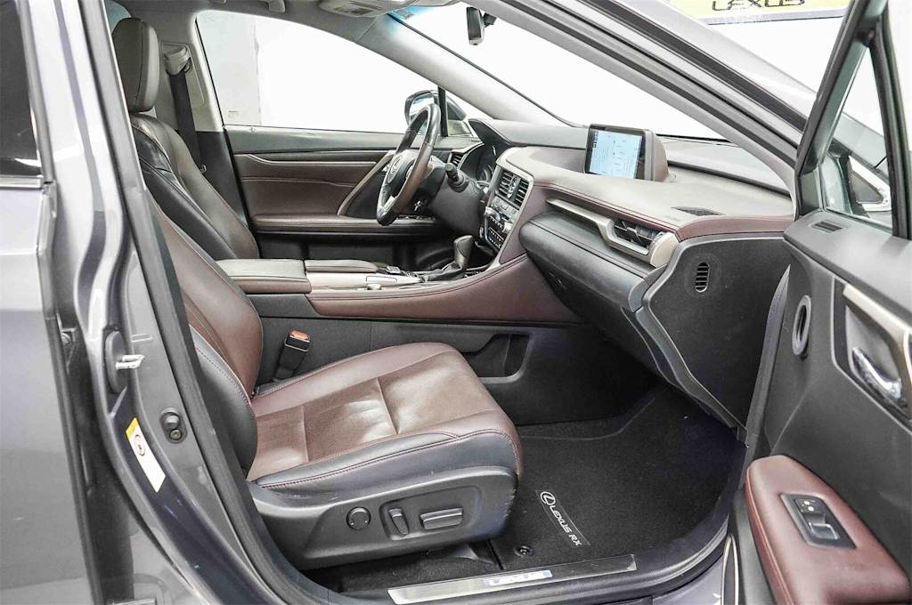 Thumbnail: 2016 Lexus RX - 10