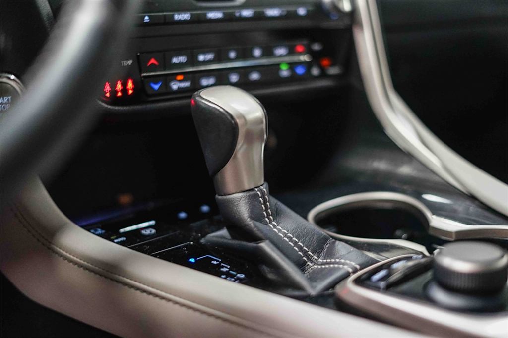 Thumbnail: 2017 Lexus RX - 13