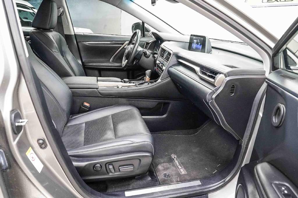 Thumbnail: 2018 Lexus RX - 9