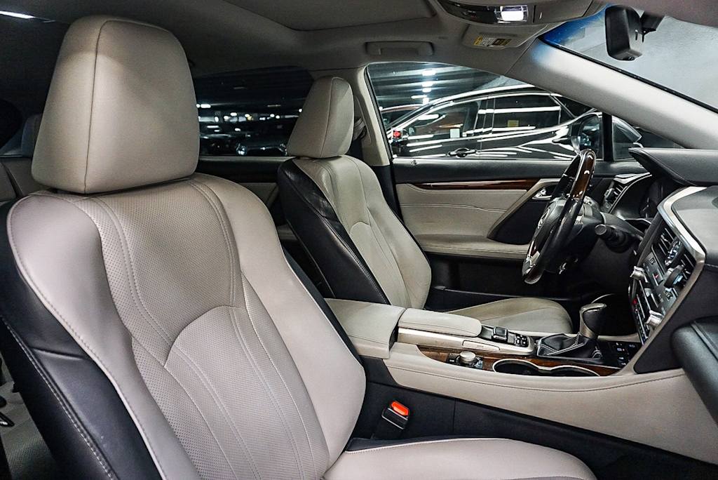 Thumbnail: 2018 Lexus RX - 9