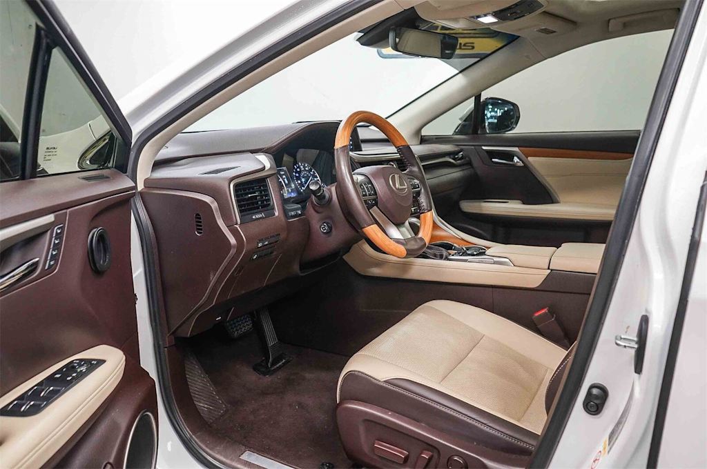 Thumbnail: 2019 Lexus RX - 14