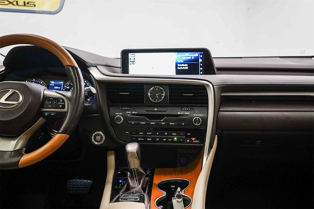 Thumbnail: 2019 Lexus RX - 9