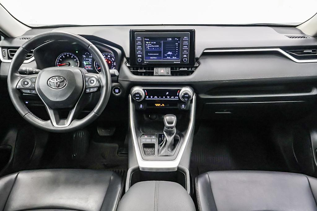 2022 Toyota RAV4 XLE Premium 2