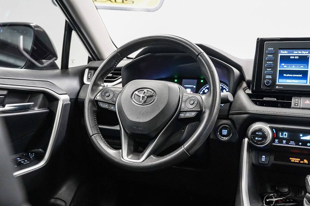 Thumbnail: 2022 Toyota RAV4 - 13