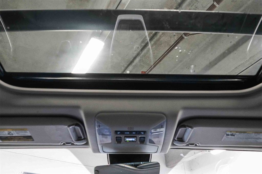 Thumbnail: 2023 Toyota RAV4 - 25