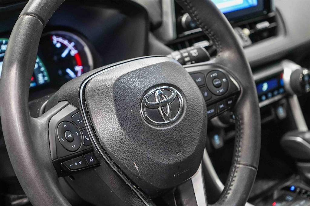 Thumbnail: 2023 Toyota RAV4 - 26