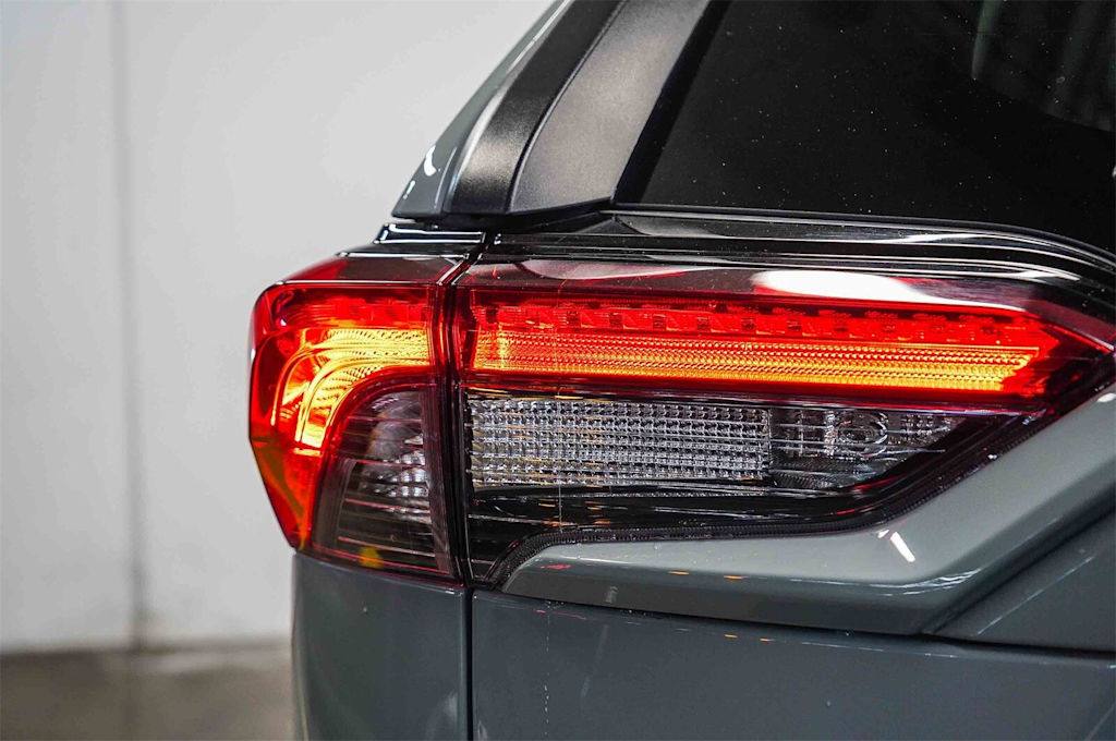 Thumbnail: 2023 Toyota RAV4 - 24