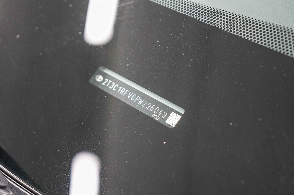 Thumbnail: 2023 Toyota RAV4 - 19