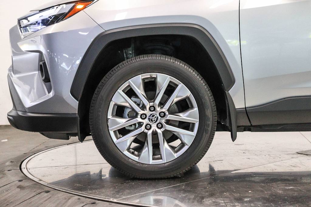 Thumbnail: 2024 Toyota RAV4 - 6