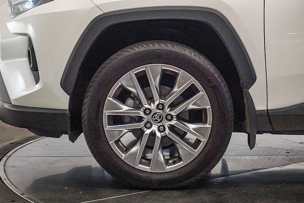 Thumbnail: 2022 Toyota RAV4 - 7