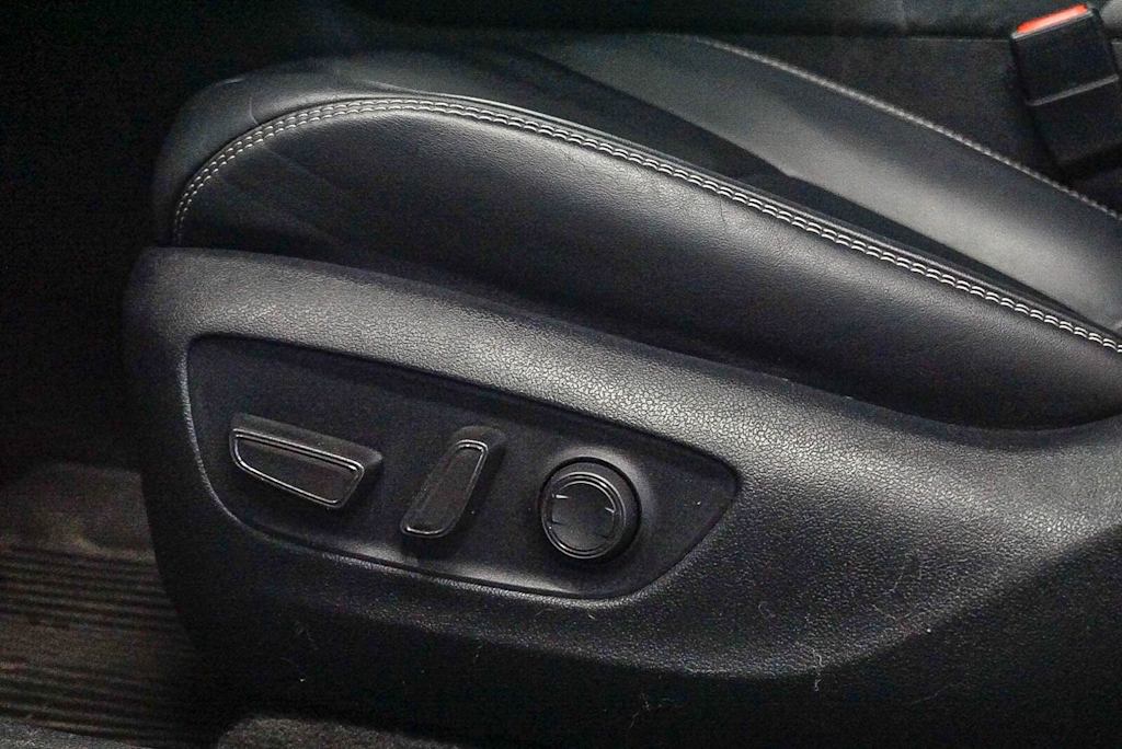 Thumbnail: 2022 Toyota RAV4 - 26