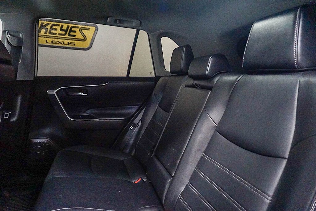 Thumbnail: 2022 Toyota RAV4 - 12