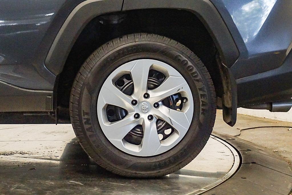 Thumbnail: 2024 Toyota RAV4 - 21