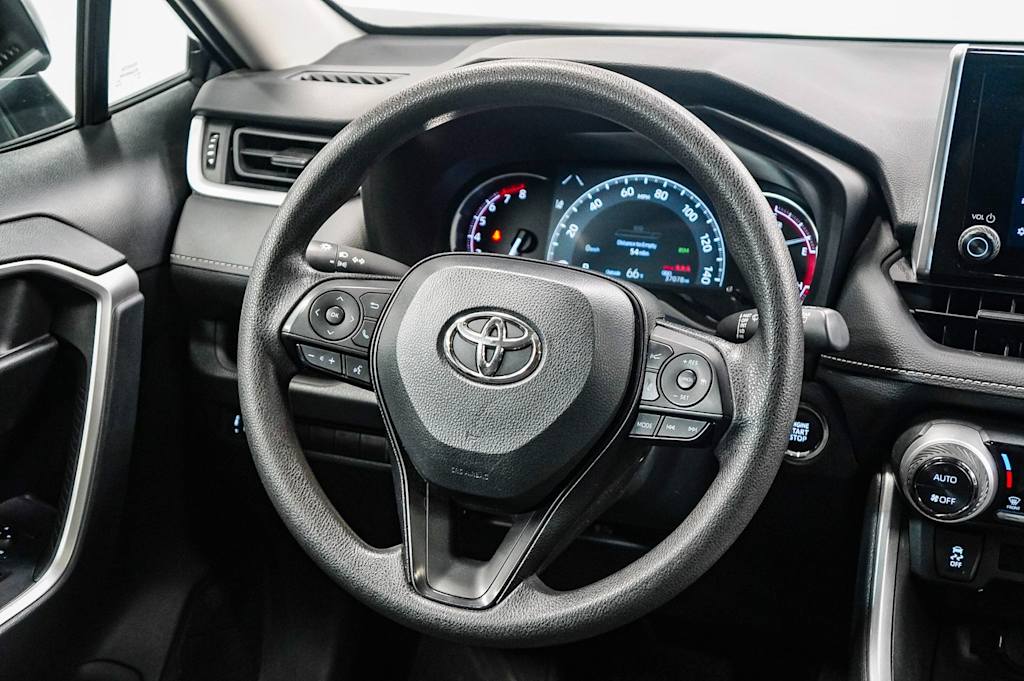 2023 Toyota RAV4 XLE 11