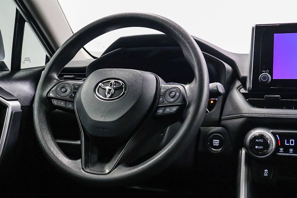 2023 Toyota RAV4 XLE 9