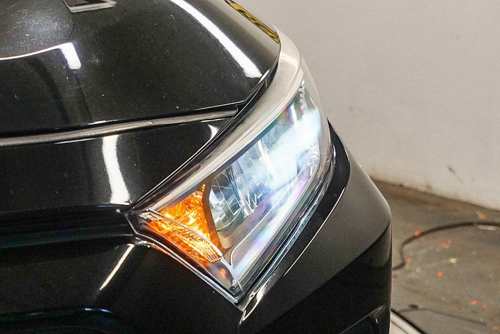 Thumbnail: 2020 Toyota RAV4 - 20