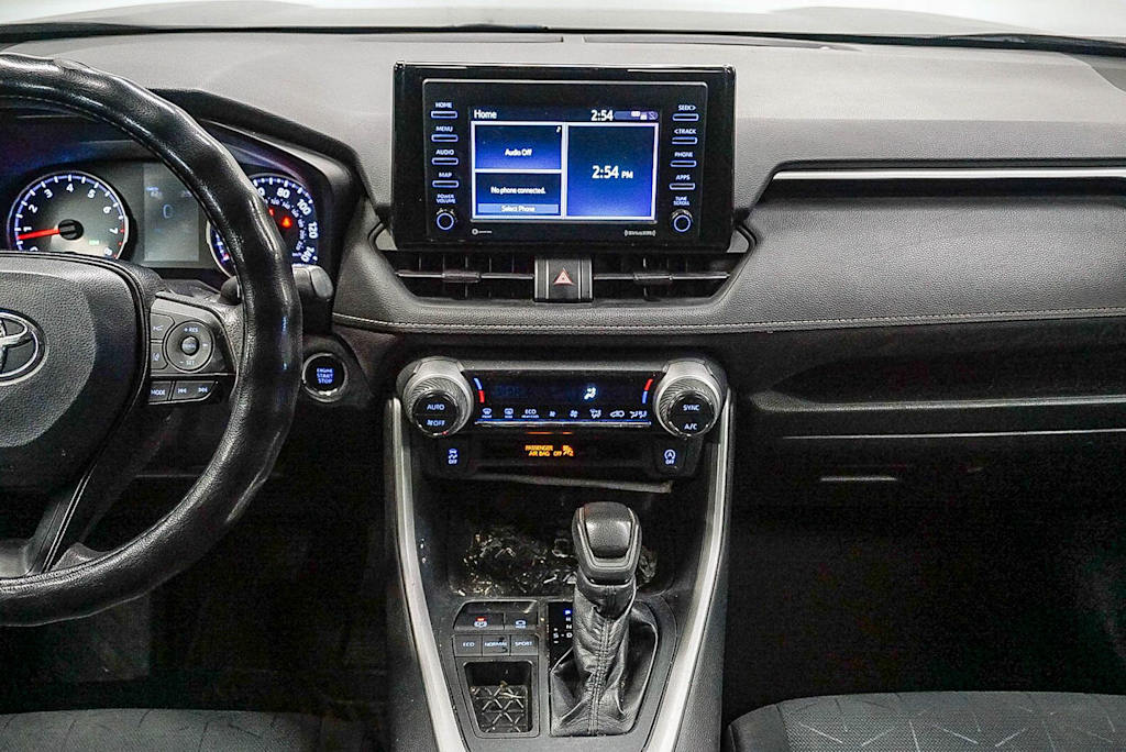 Thumbnail: 2020 Toyota RAV4 - 8