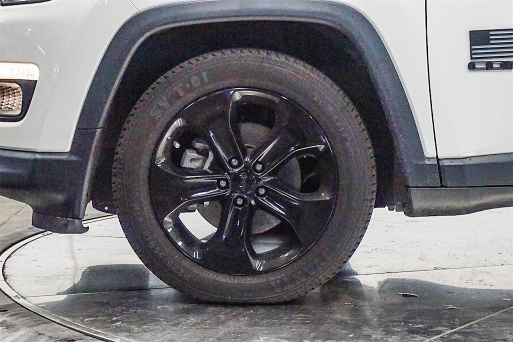 Thumbnail: 2019 Jeep Compass - 7