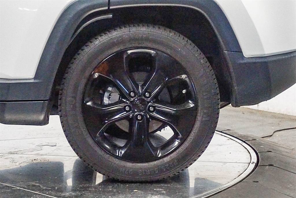 Thumbnail: 2019 Jeep Compass - 22