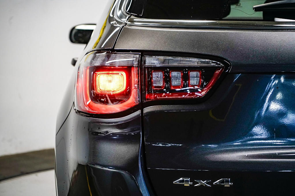 Thumbnail: 2023 Jeep Compass - 21