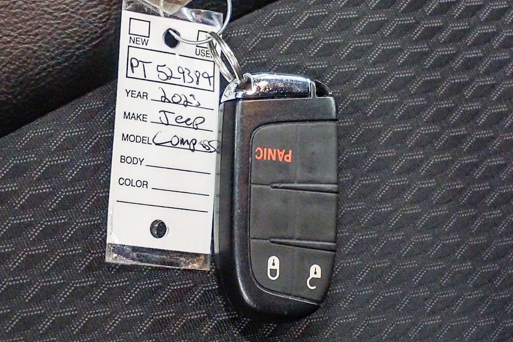 Thumbnail: 2023 Jeep Compass - 16