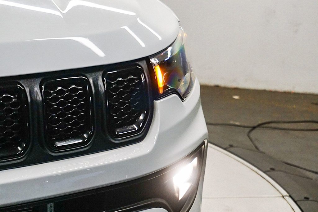 Thumbnail: 2023 Jeep Compass - 2