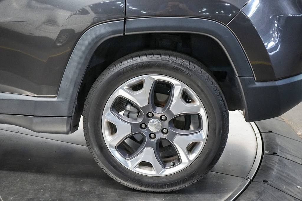 2017 Jeep Compass Limited 25